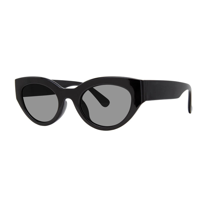 Bavaro Cat-eye Sunglasses , black. 3/4 view