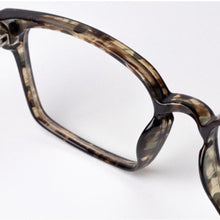 Load image into Gallery viewer, *Tahoma Optical Reading Glasses by Scojo®. Gray/tortoise